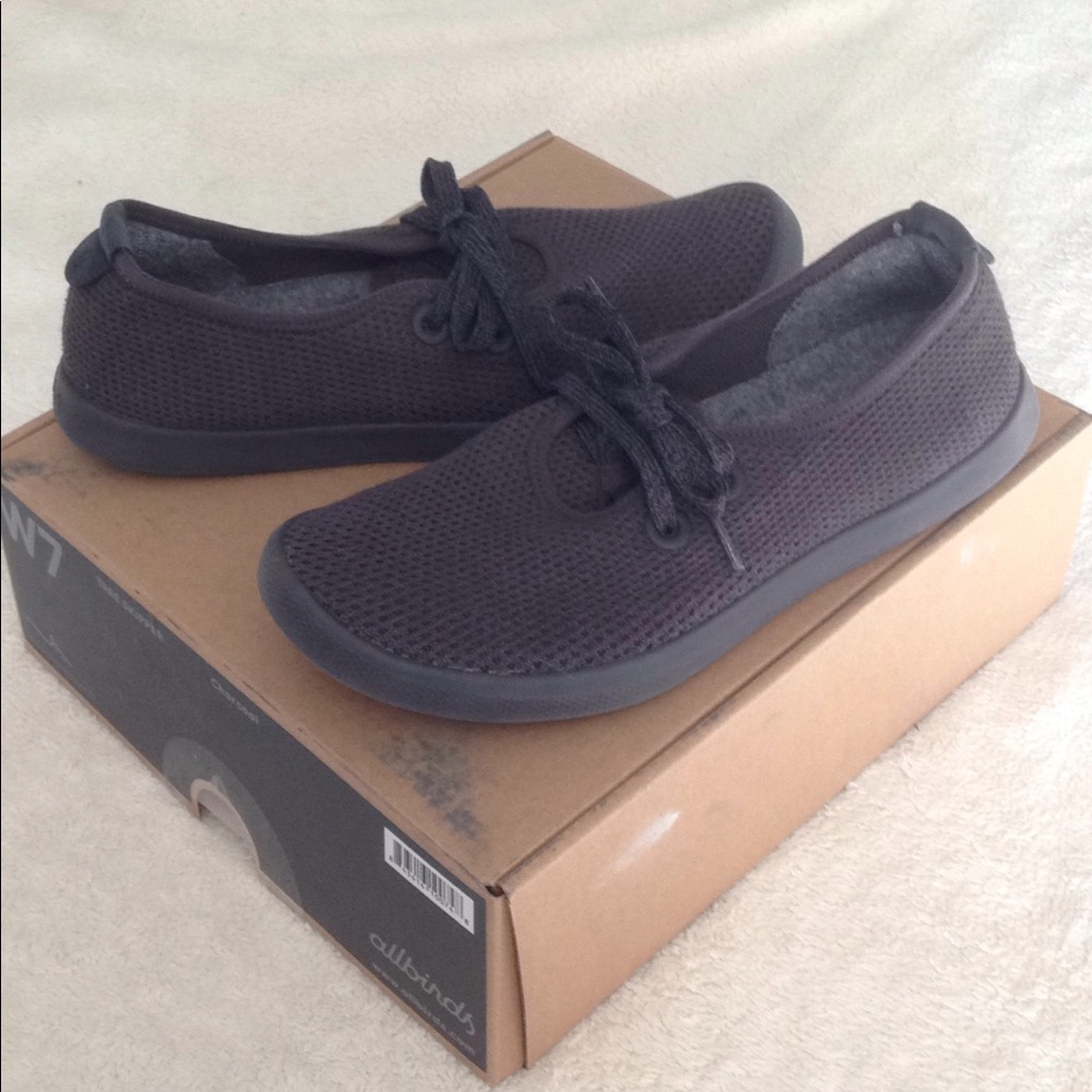 Allbirds dark gray tennis